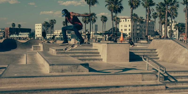 Boom Beach海岛奇兵雷达探索全攻略：云层揭开顺序与关键建筑解锁时机详解