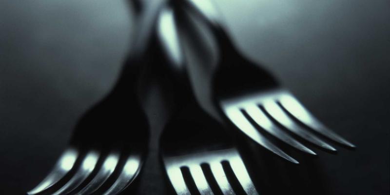 《海岛奇兵》48级司令部进阶攻略:科学阵型设计与高效兵种搭配解析